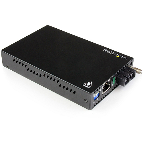 StarTech Gigabit Ethernet Single Mode Fiber Media Converter SC 40 km - 1000 Mbps (ET91000SM402)