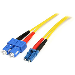 StarTech 10m Fiber Optic Cable - Single-Mode Duplex 9/125 - LSZH - LC/SC - OS1 - LC to SC Fiber Patch Cable (SMFIBLCSC10)