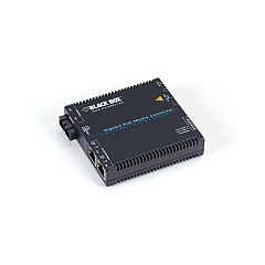 Black Box Fast Ethernet Poe Media Converter(2)10/100/1000-mbps Copper To 100/1000-mbps Multimode Fiber,850nm,0.5km,sc,gsa,taa (LGC5201A)