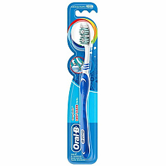 Oral-B EasyClean Manual Toothbrush Medium - 72 / Carton (10904)